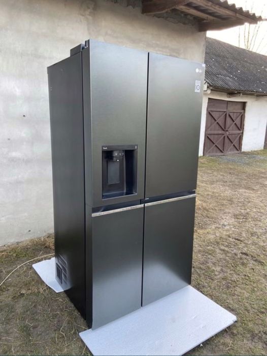 Продам Холодильник Side-by-Side Samsung RS6GN8321B1.Доставлю.2023 рік