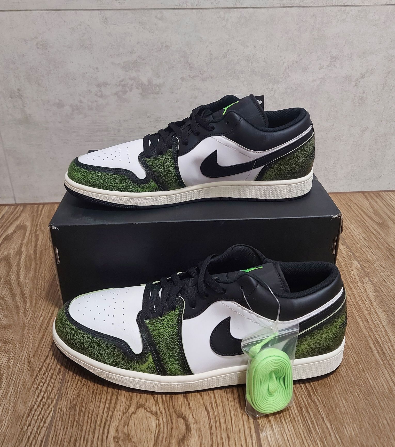 Buty Nike Air Jordan 1 low Electric Green rozmiar 49.5