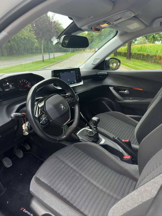 Peugeot 2008 1.5 excelente estado 2020