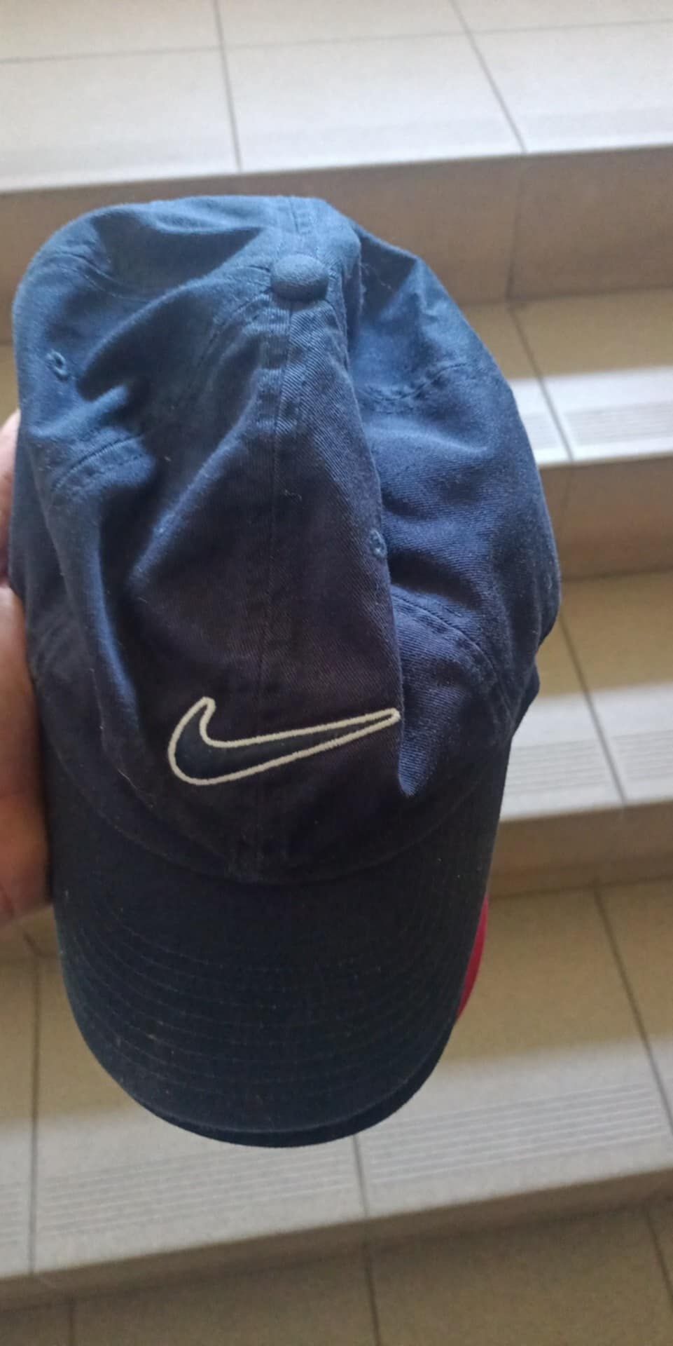 Sprzedam 3 czapki