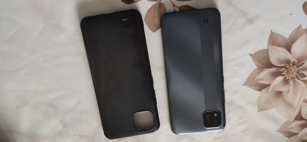 Realme C11 2021 року