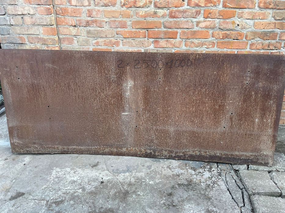Лист металла 2 мм 2500 мм × 1000мм