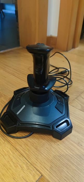 Joystick Logitech attack 3