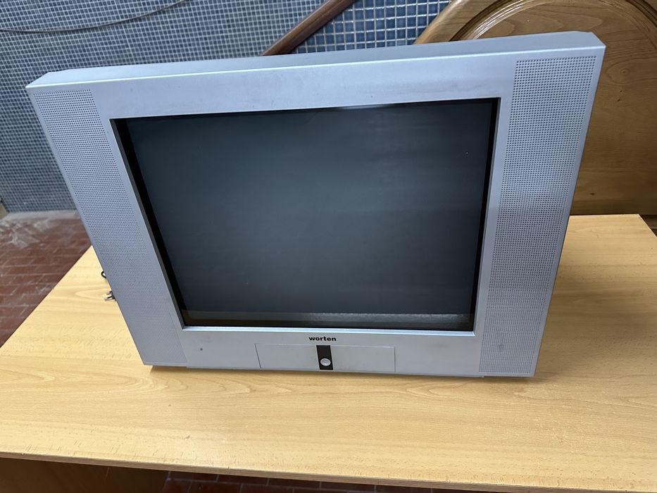 Televisão avariada Worten