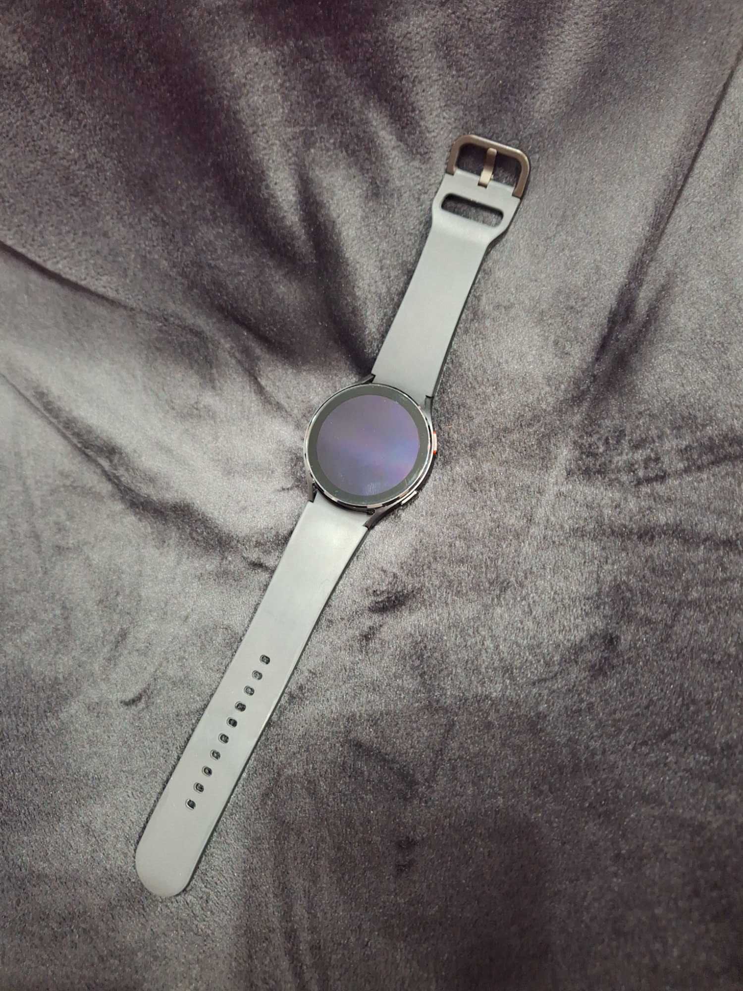 ZADBANY Smartwatch Samsung Galaxy Watch 4 KOMPLET GWARANCJA 17M 44mm