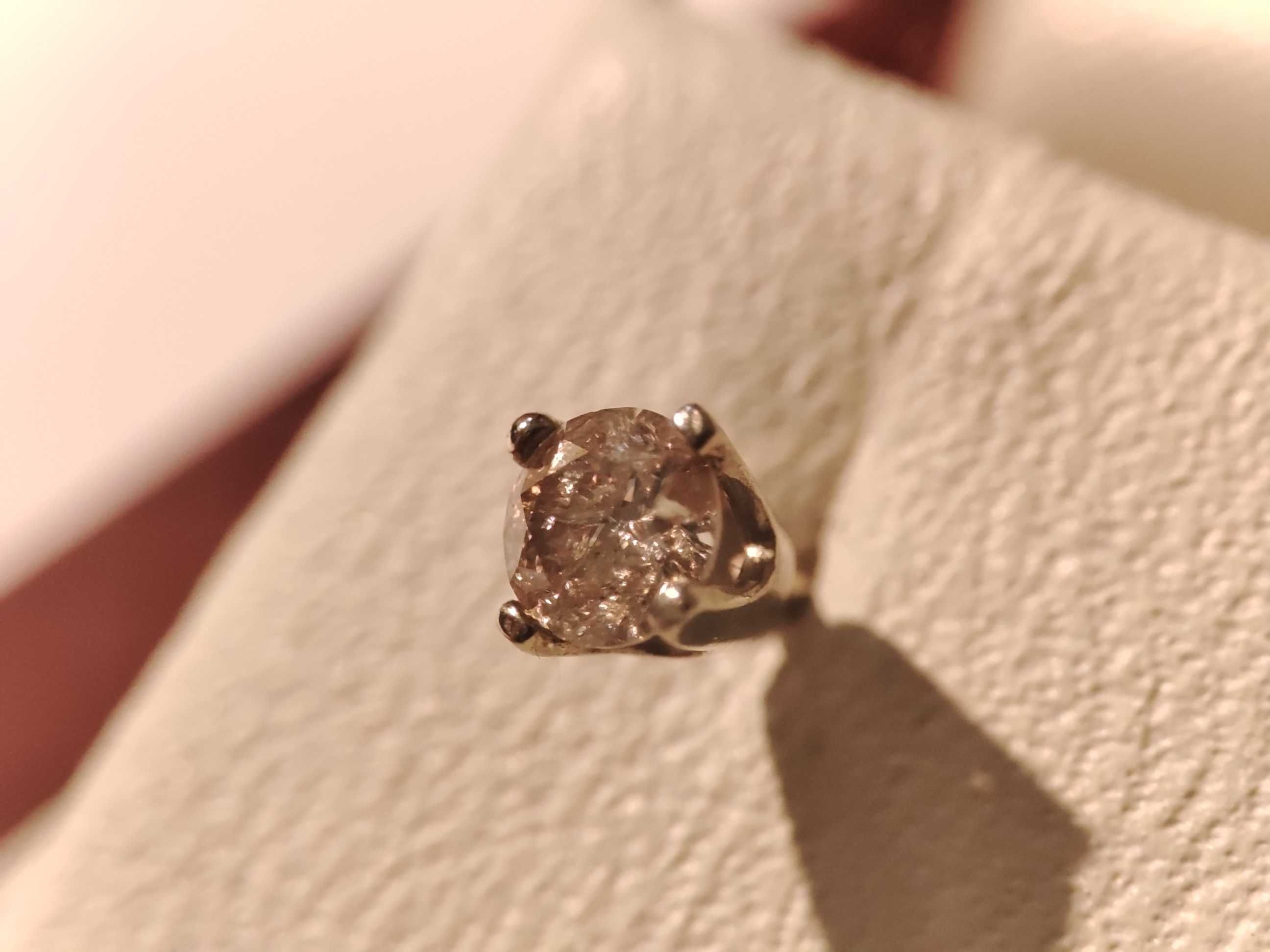 Kolczyki z białego złota 585 z brylantem 0.15 ct. I1/J