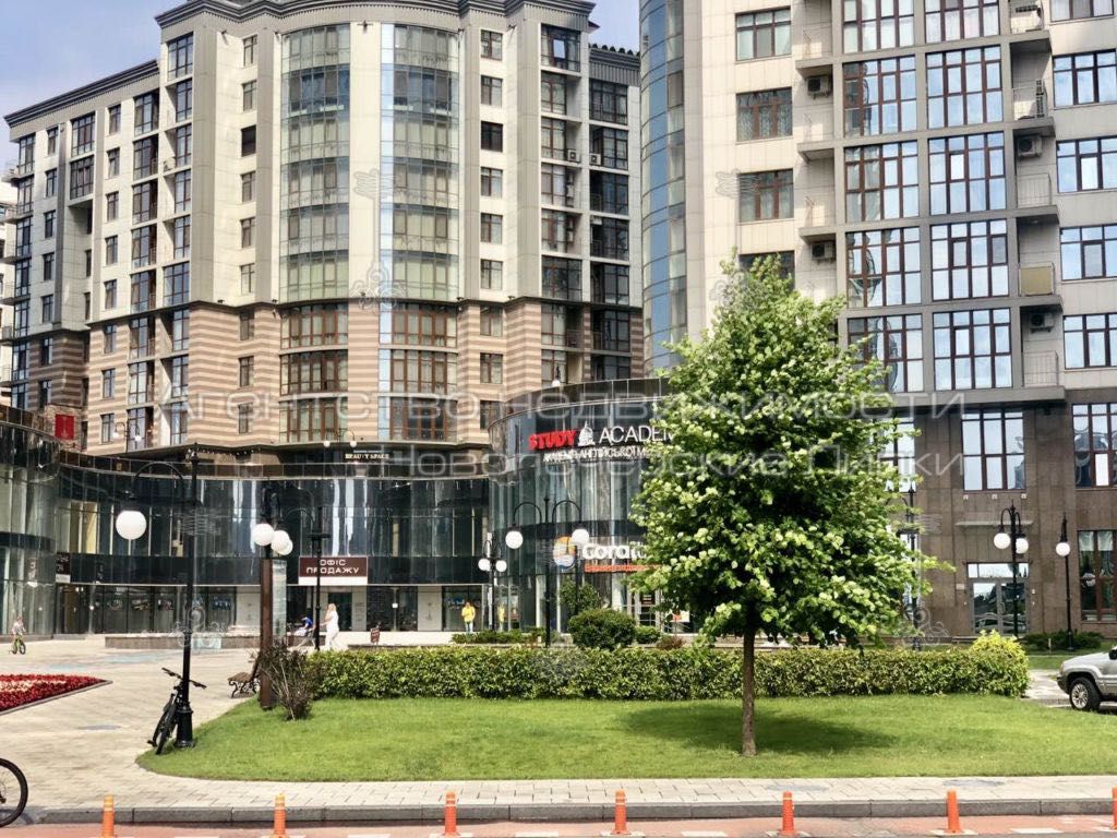 Драгомирова , продажа пентхауса с видом Новопечерские Липки