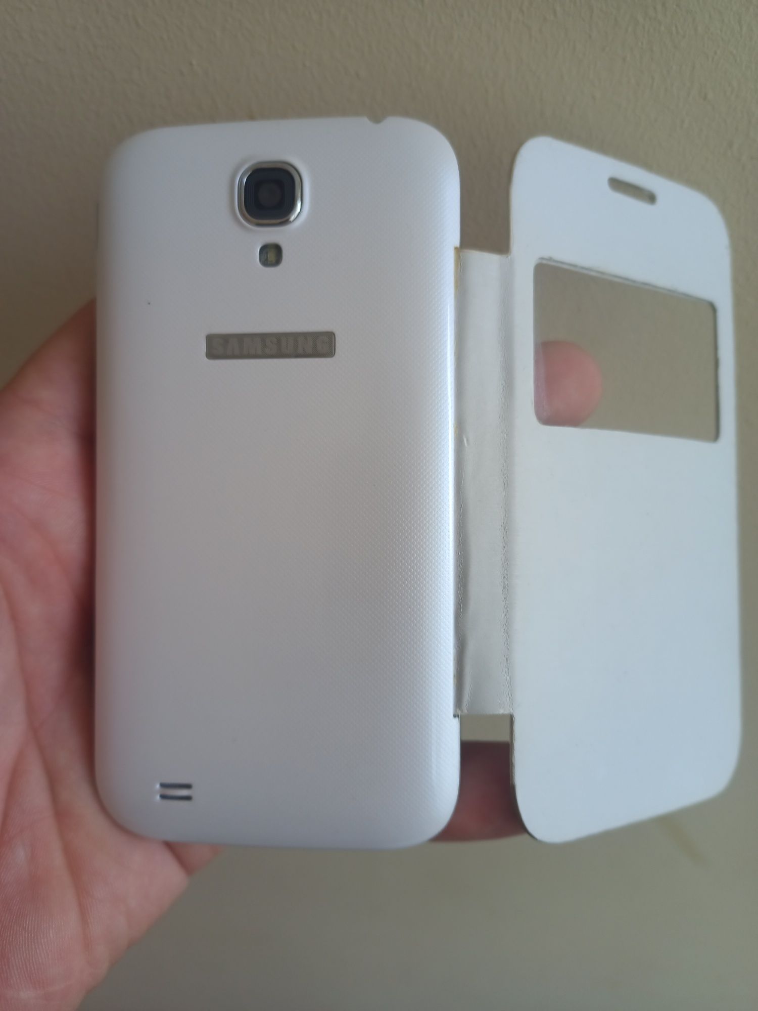 Телефон Samsung gt-mini j-9500 korea
