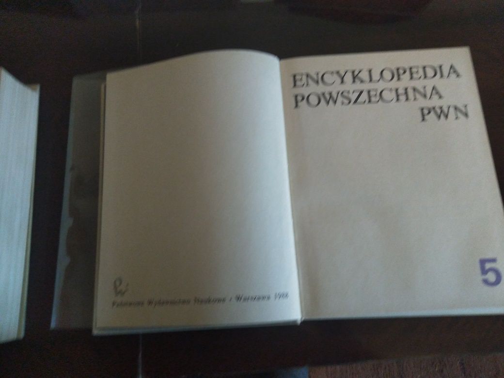 Narodowy Atlas Polski i 5 tomowa encyklopedia