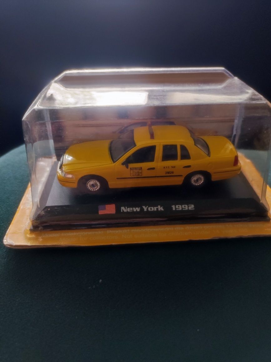 Modele 1:43 taxi policja