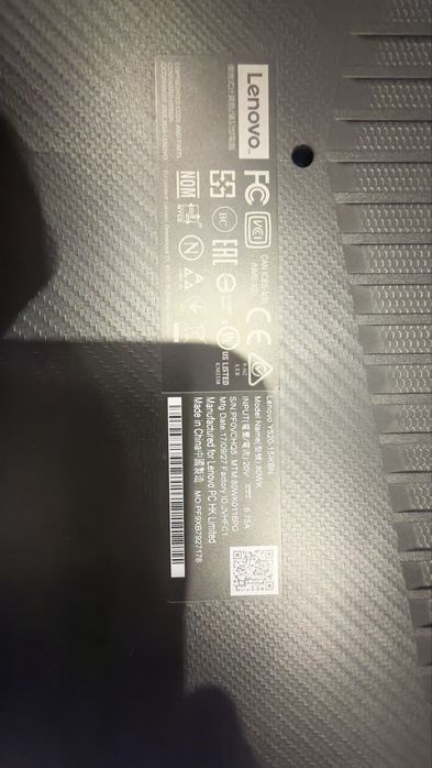 Lenovo Legion Y520 - i7 / GTX 1050TI / 8gb ram / 256gb+1tb