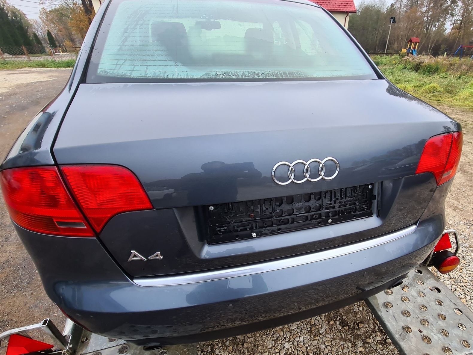 KLAPA BAGAŻNIKA tylna szara tył AUDI A4 B7 Sedan 2006r LX7Z