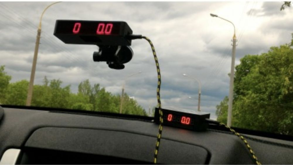 Race box, Racelogic, firmy Drag-On. Urządzenie pomiarowe drag racing..