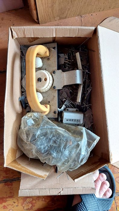 плосковязальная машина