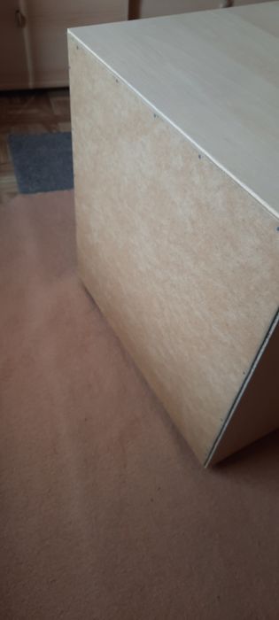 Szafka nocna w bardzo dobrym stanie