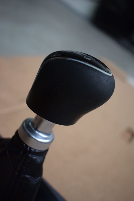 Mieszek gałka ramka Ford Focus mk3 1,6 tdci 6b