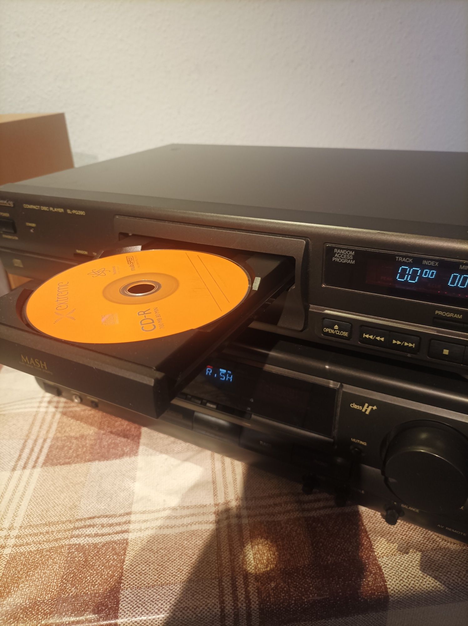 CD Technics SL-PG390 SUPER