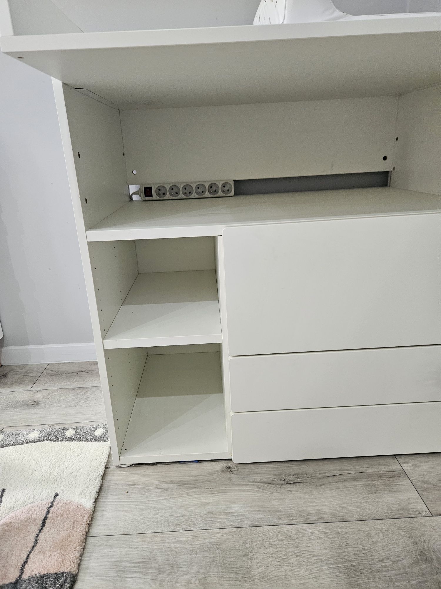 Biała komoda z przewijakiem IKEA 90x79x100