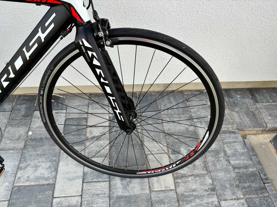 Kross Vento Tr 2.0 Czarny Czerwony rozmiar M jak nowy