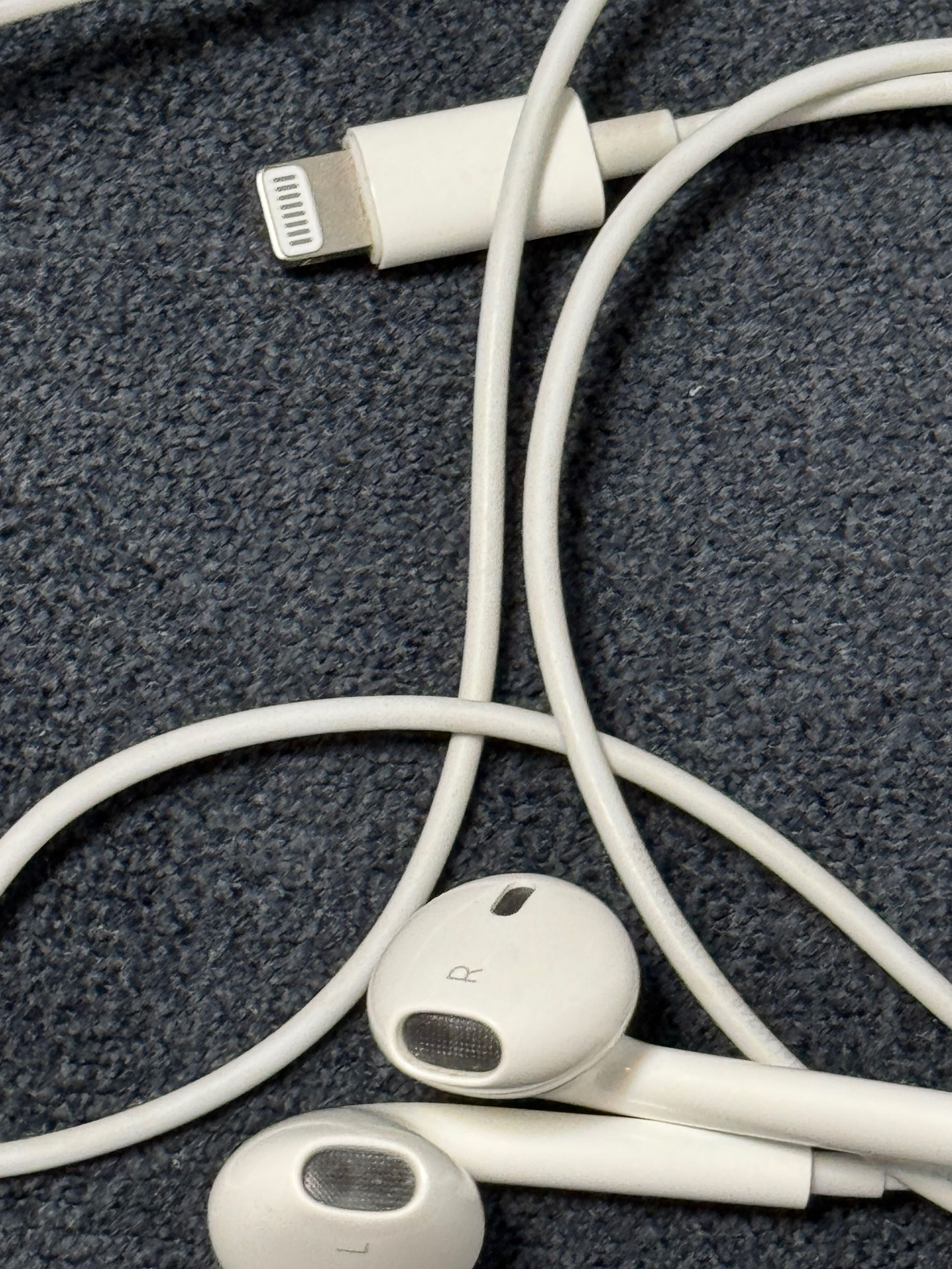 Навушники Apple iPhone з роз'ємом Lightning. Оригінал