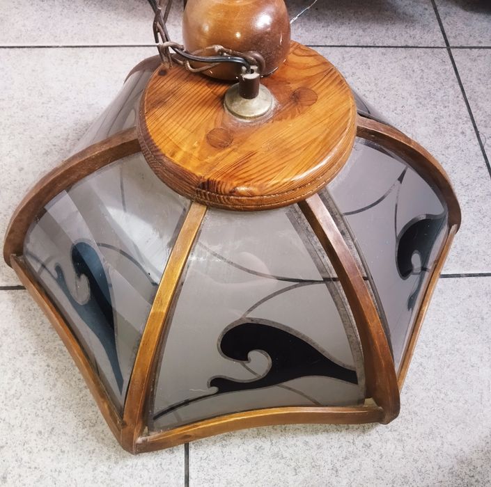 Żyrandol drewno plus szkło