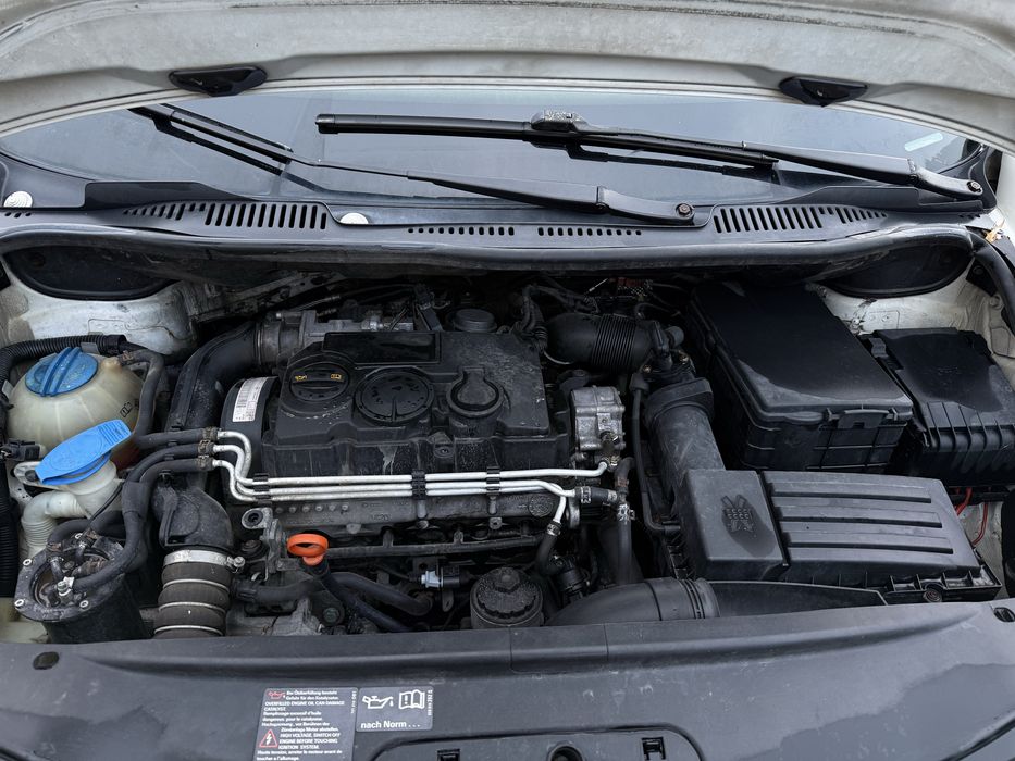 Продам свій автомобіль , в гарному стані