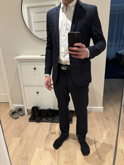 Granatowy Garnitur PIOBA  r. 44/176