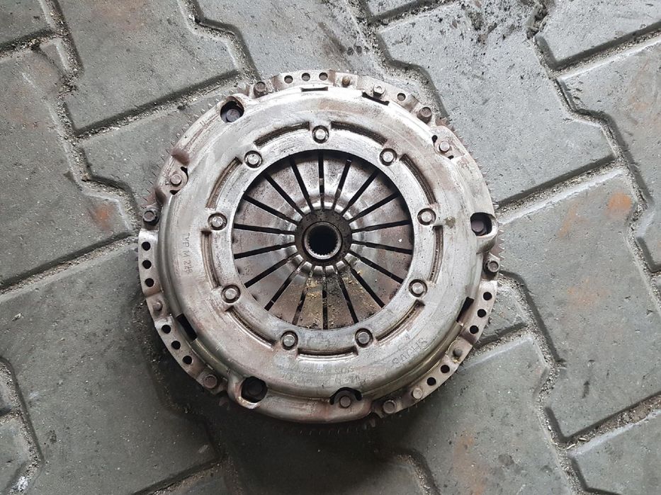 VW GOLF 7 VII A3 8V 1.6 TDI CLH SPRZĘGŁO SZTYWNE