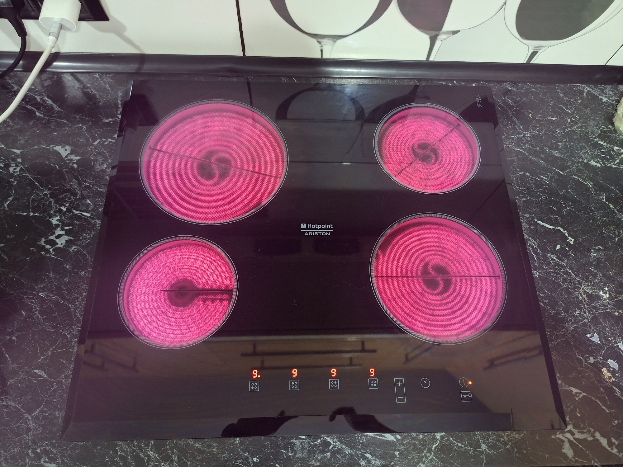Електро поверхня Hotpoint Ariston