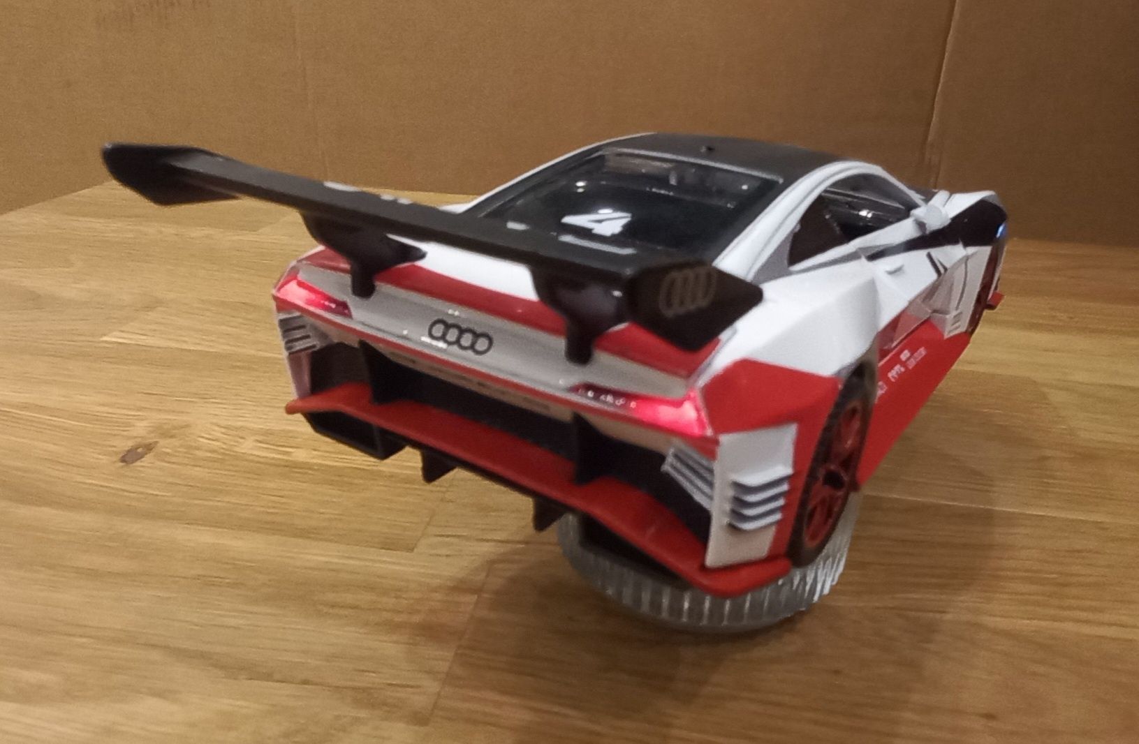 Audi GT alloy gran turismo model 1:32 metal