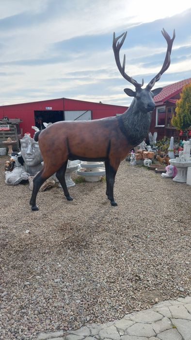 Olbrzymi jeleń 280 cm x200 cm