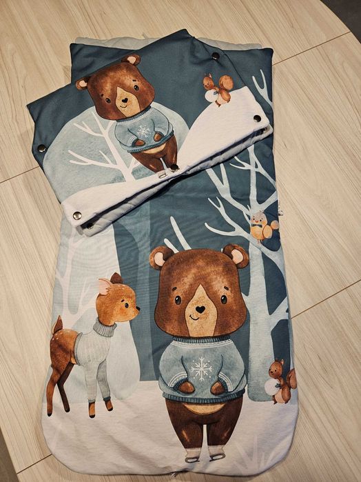 Śpiworek zimowy do gondoli z mufką