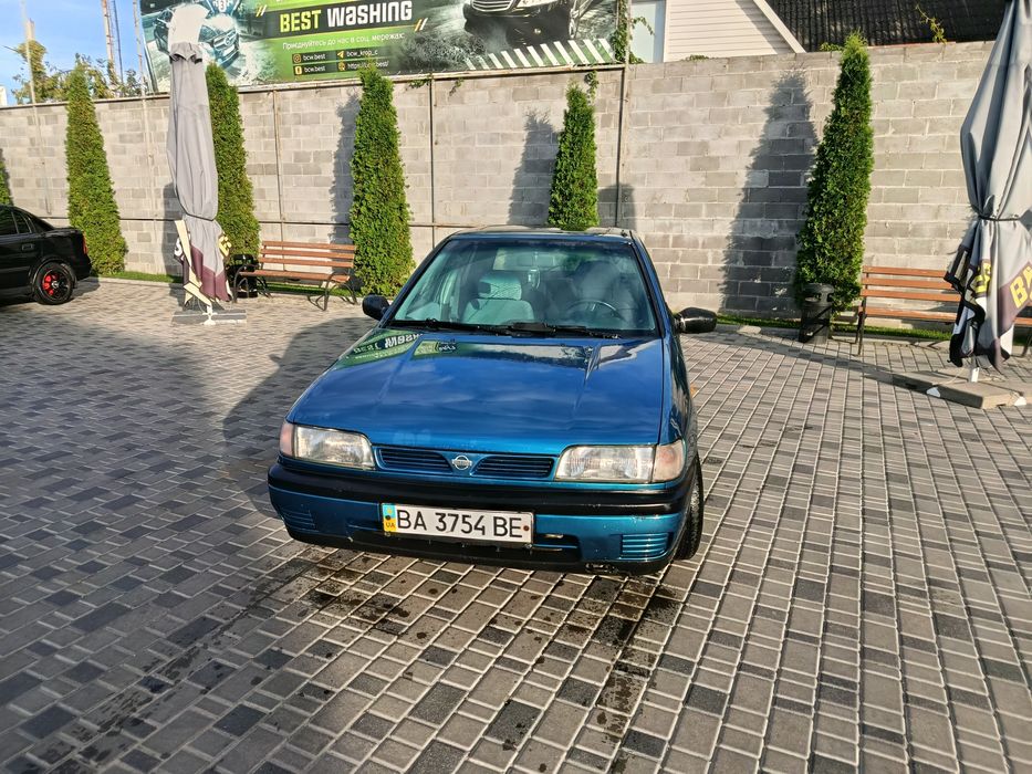 Nissan sunny в робочому стані
