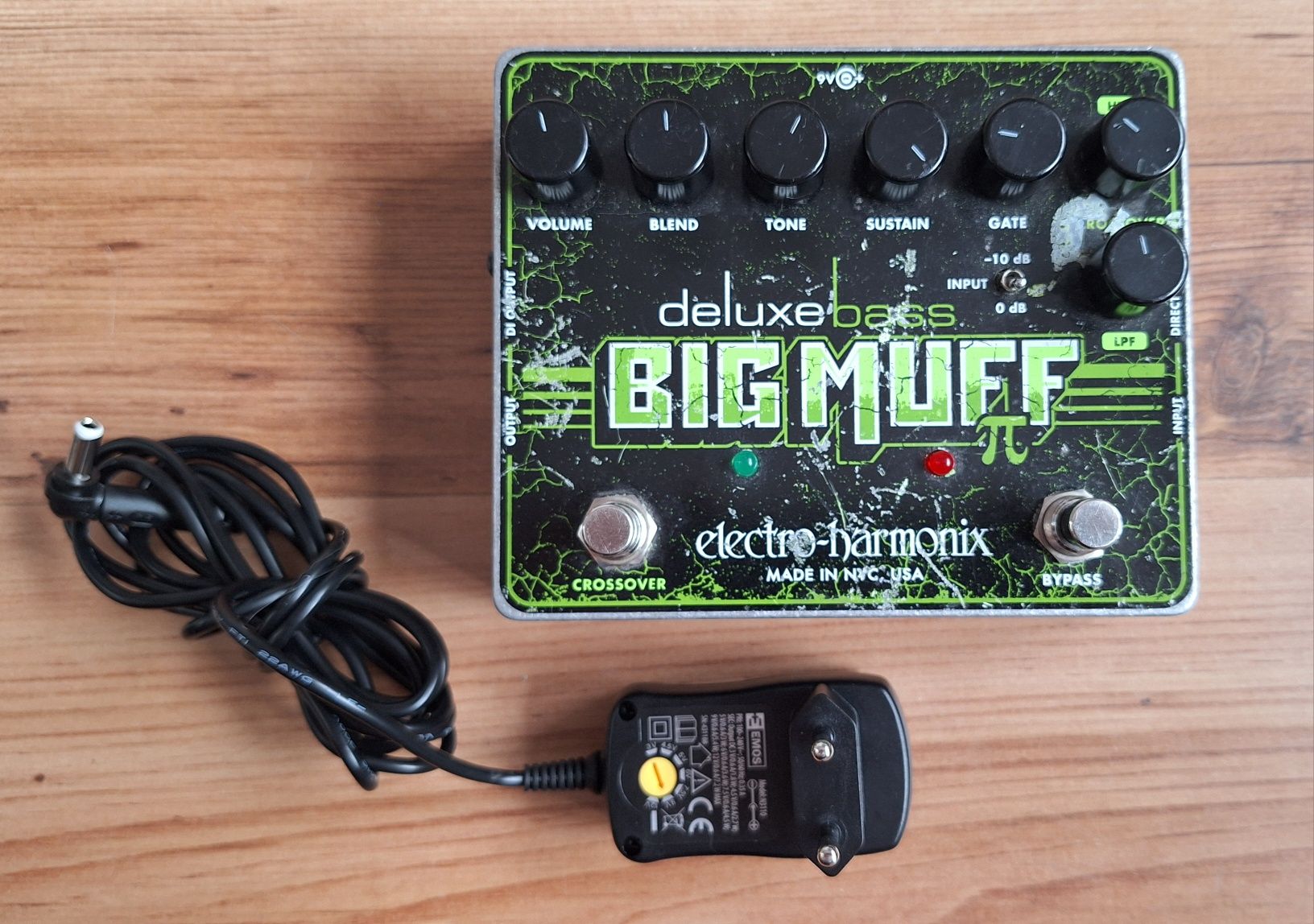 Big Muff Deluxe Bass Pi od Elektro-Harmoniks + zasilacz