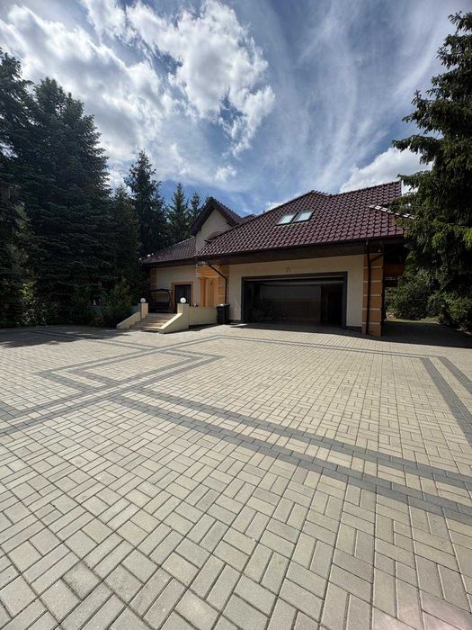 Dom Wolnostojący 230m2 plus garaż dwustanowiskowy