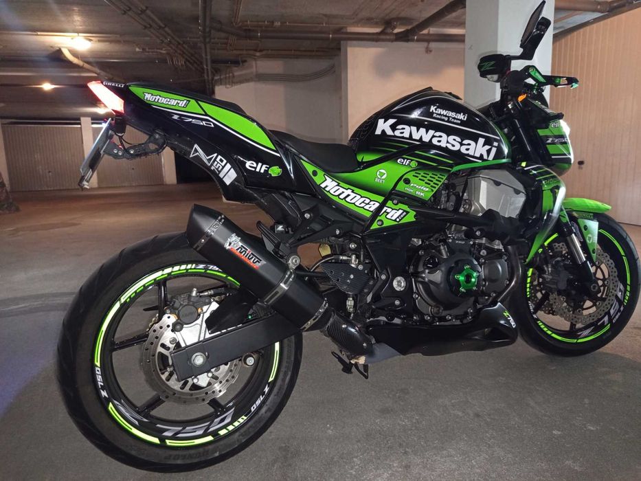 Kawasaki Z750 full power