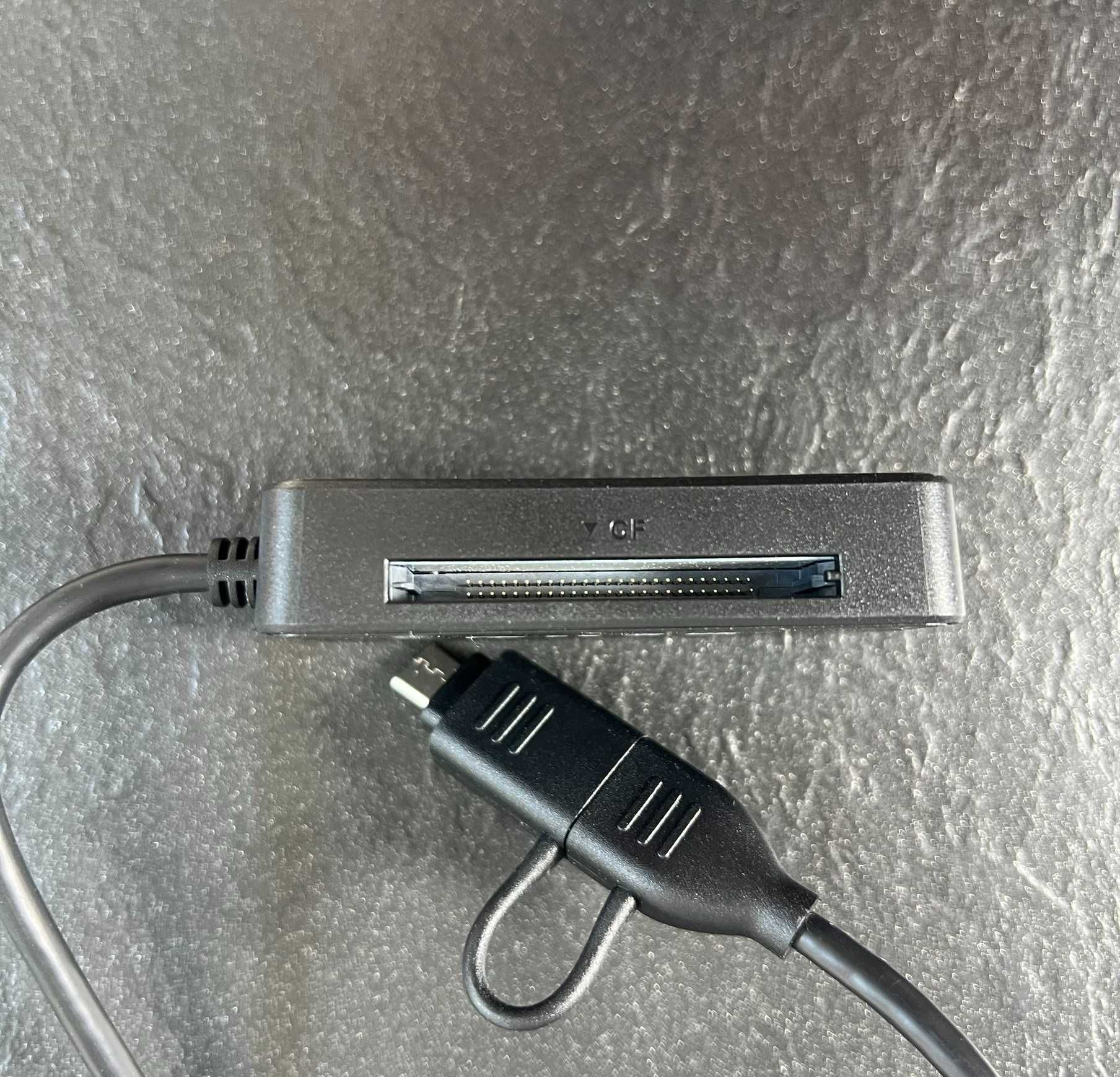 Integral Czytnik kart pamięci 4 w 1 USB 3.0 i USB C