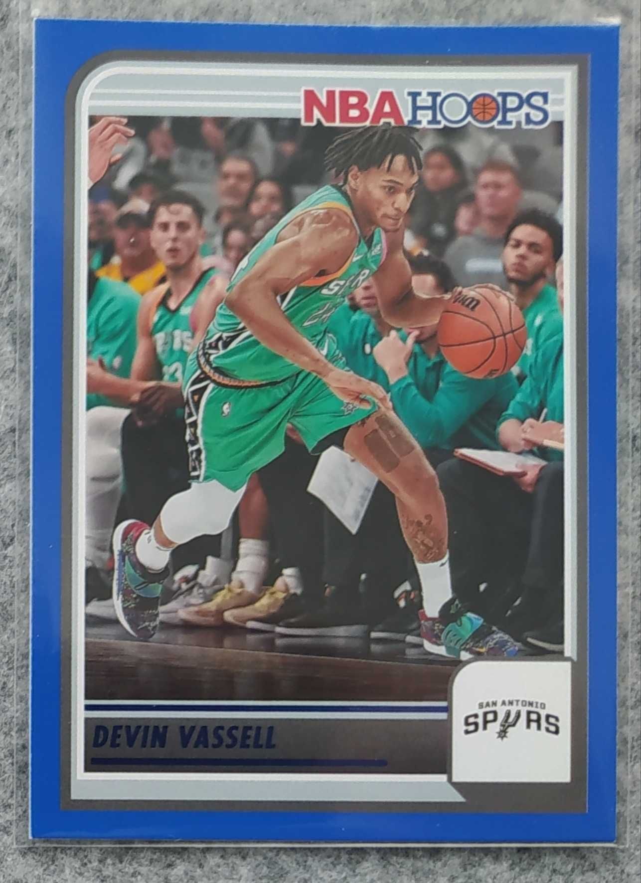 Karta NBA 2023-24 Hoops Blue Devin Vassell San Antonio Spurs