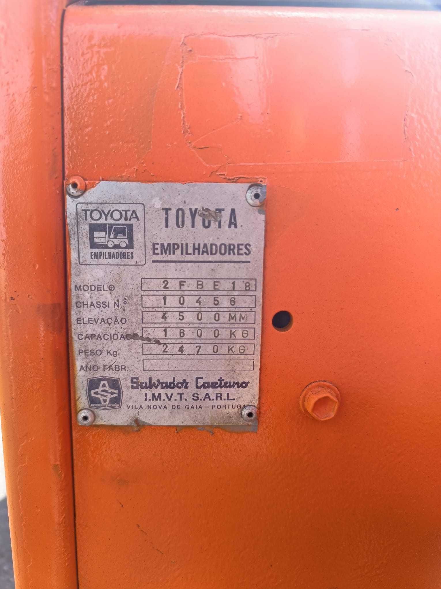 Empilhador Elétrico TOYOTA