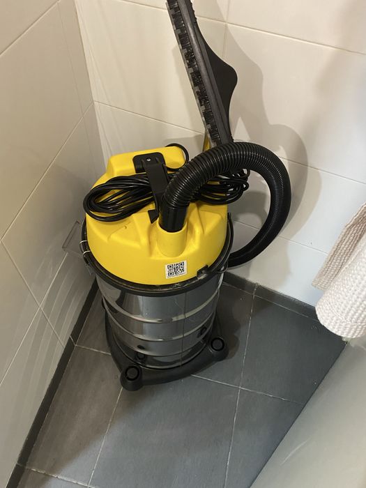 Aspirador po e agua