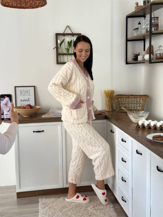 Жіноча тепла піжама