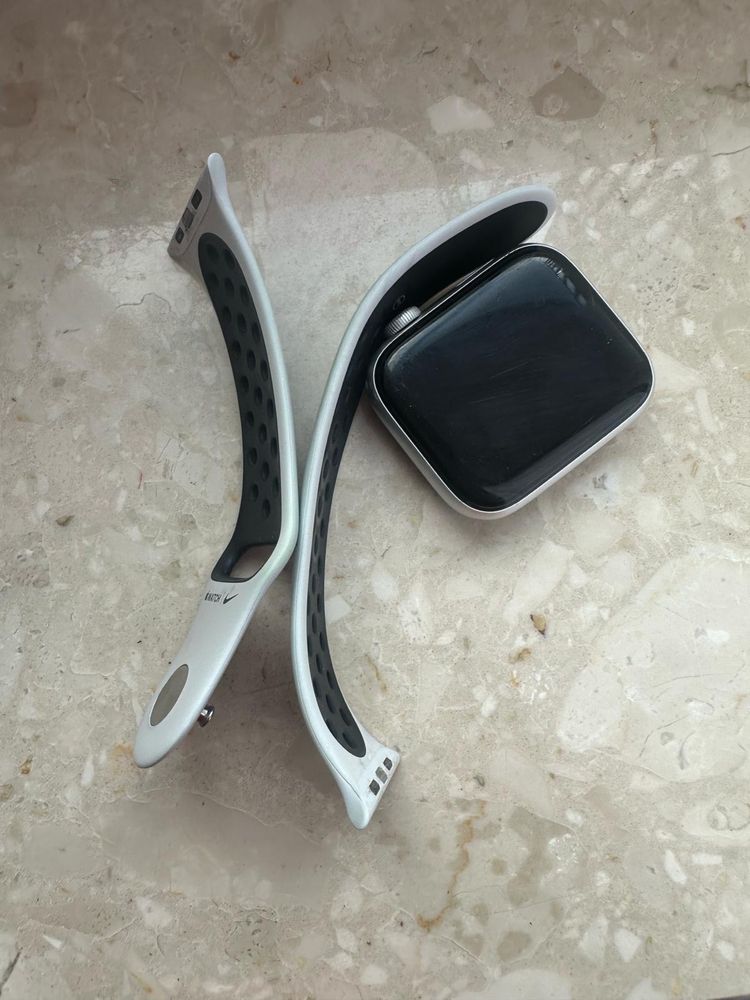 Apple Watch Nike SE 2022