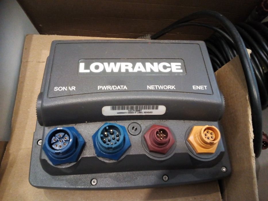 Эхолот картплотер с GPS Lowrance 525 C DF