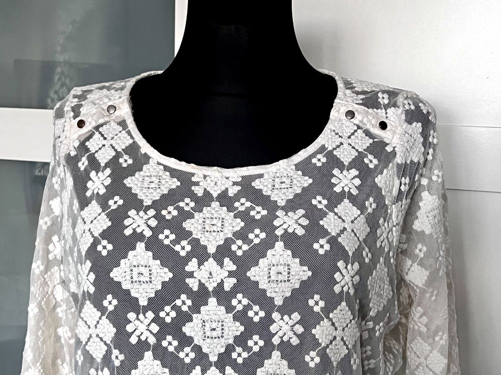 Marks & Spencer - ażurowa bluzka -42