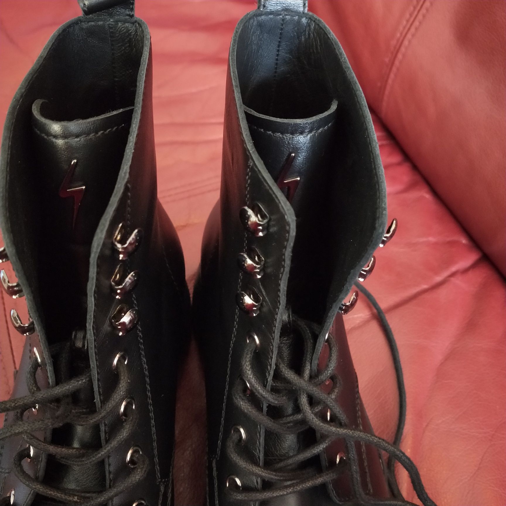 Buty nowe wiązane, skórzane, włoskie - Giuseppe Zanotti, r. 42