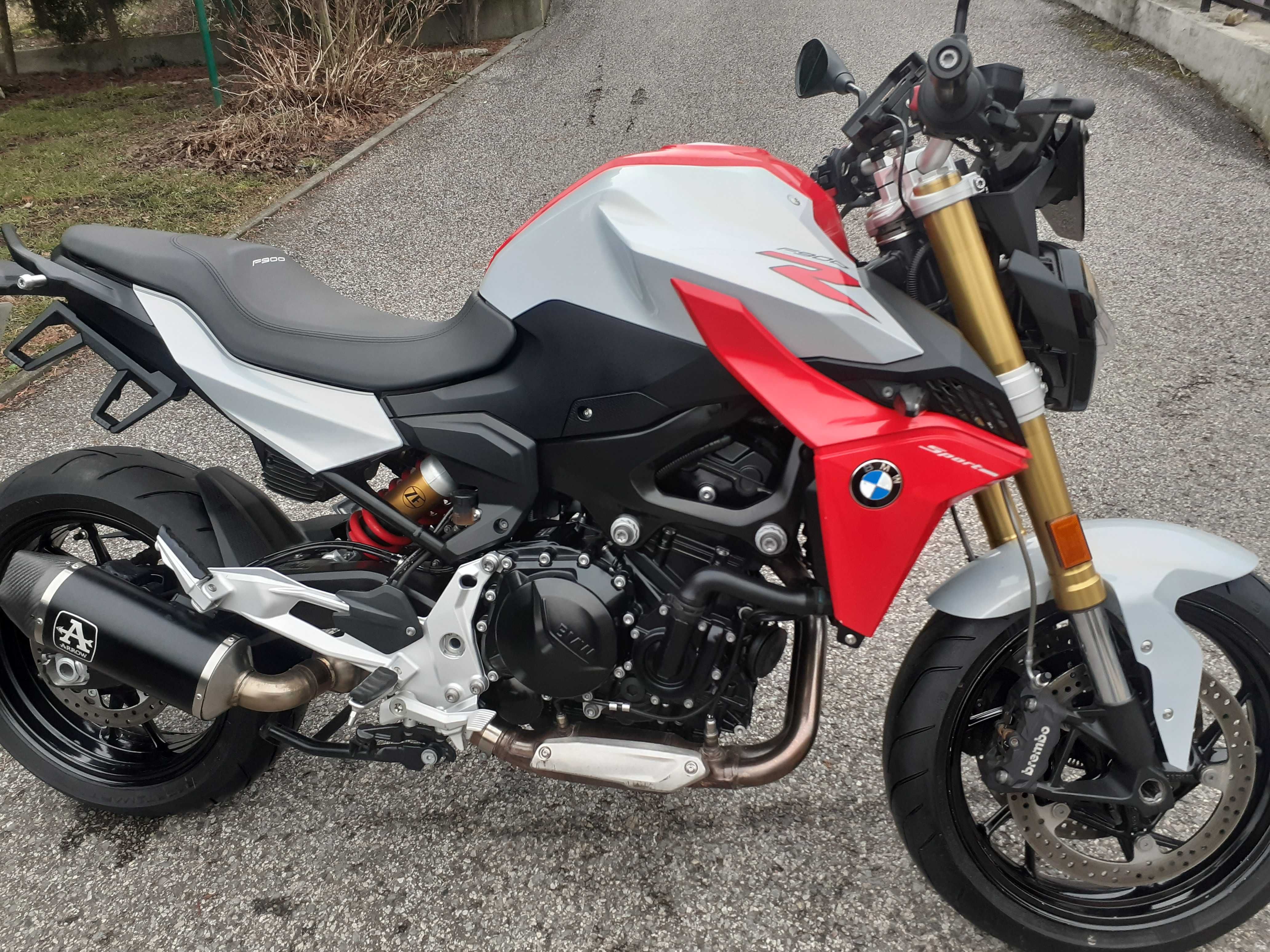 BMW F900 R z 2020r. PEŁNA OPCJA pakiet sport  STAN WZOROWY 35999 zł