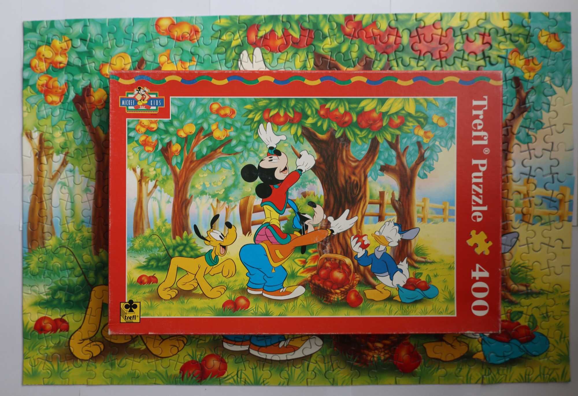 Puzzle Myszka Mickey w sadzie stary Trefl 400 el Disney Pluto Donald