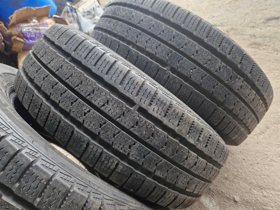 шини зима 215 65 R16C Nexen Winguard WT1