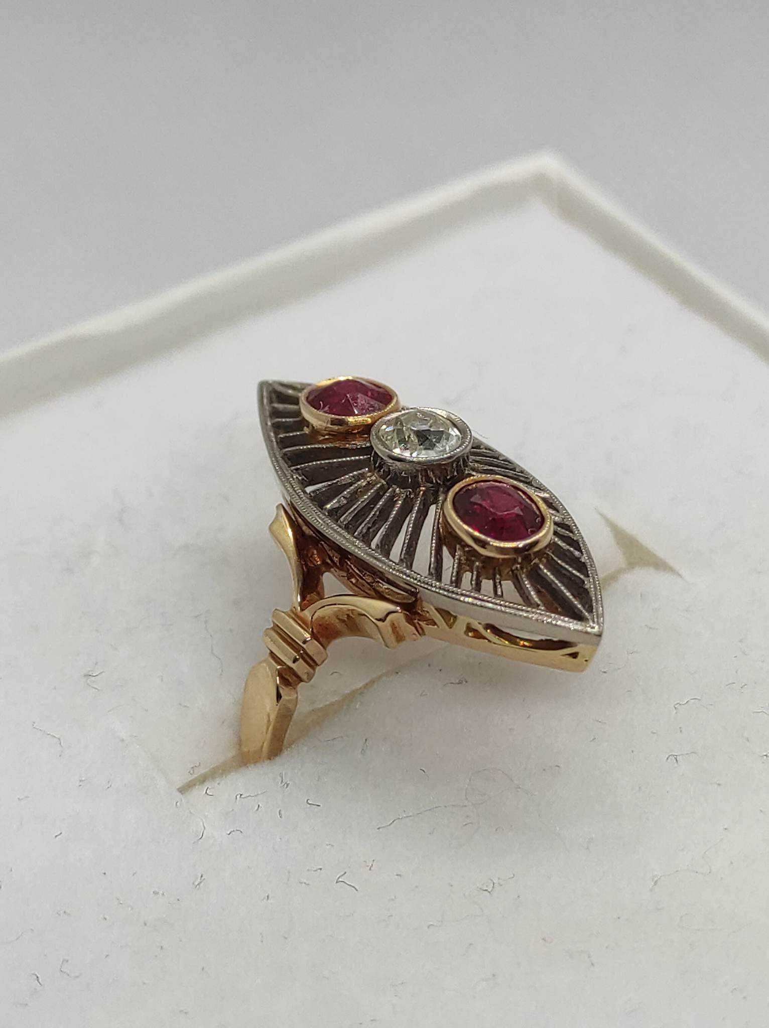 Złoty pierścionek z brylantem Vintage / Wycena na 5000 PLN