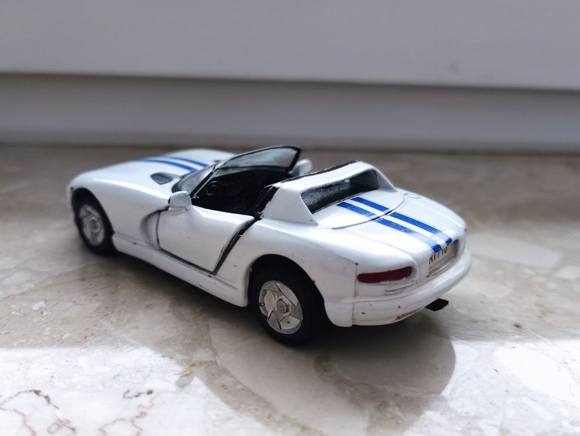 Model Maisto Dodge Viper RT/10 skala 1:39 Rzeszów